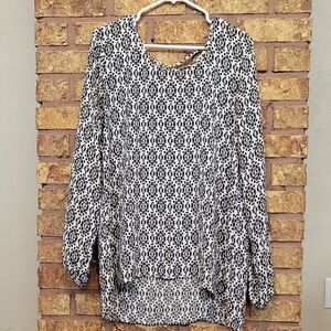 Maurices Abstract Leopard Print Blouse Size Large